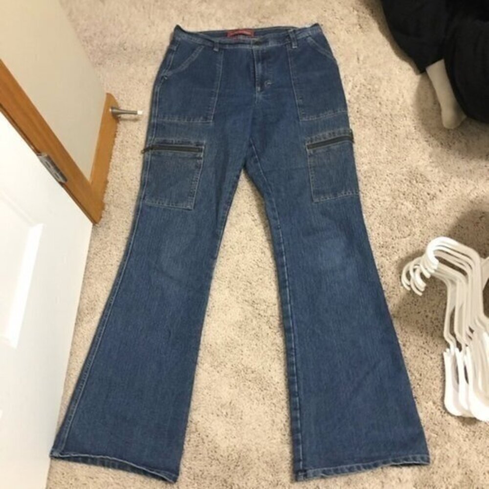 Women’s Gloria Vanderbilt size 8 jeans